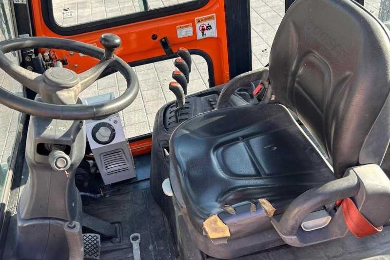 OmecoHub - Immagine DOOSAN D55C7
